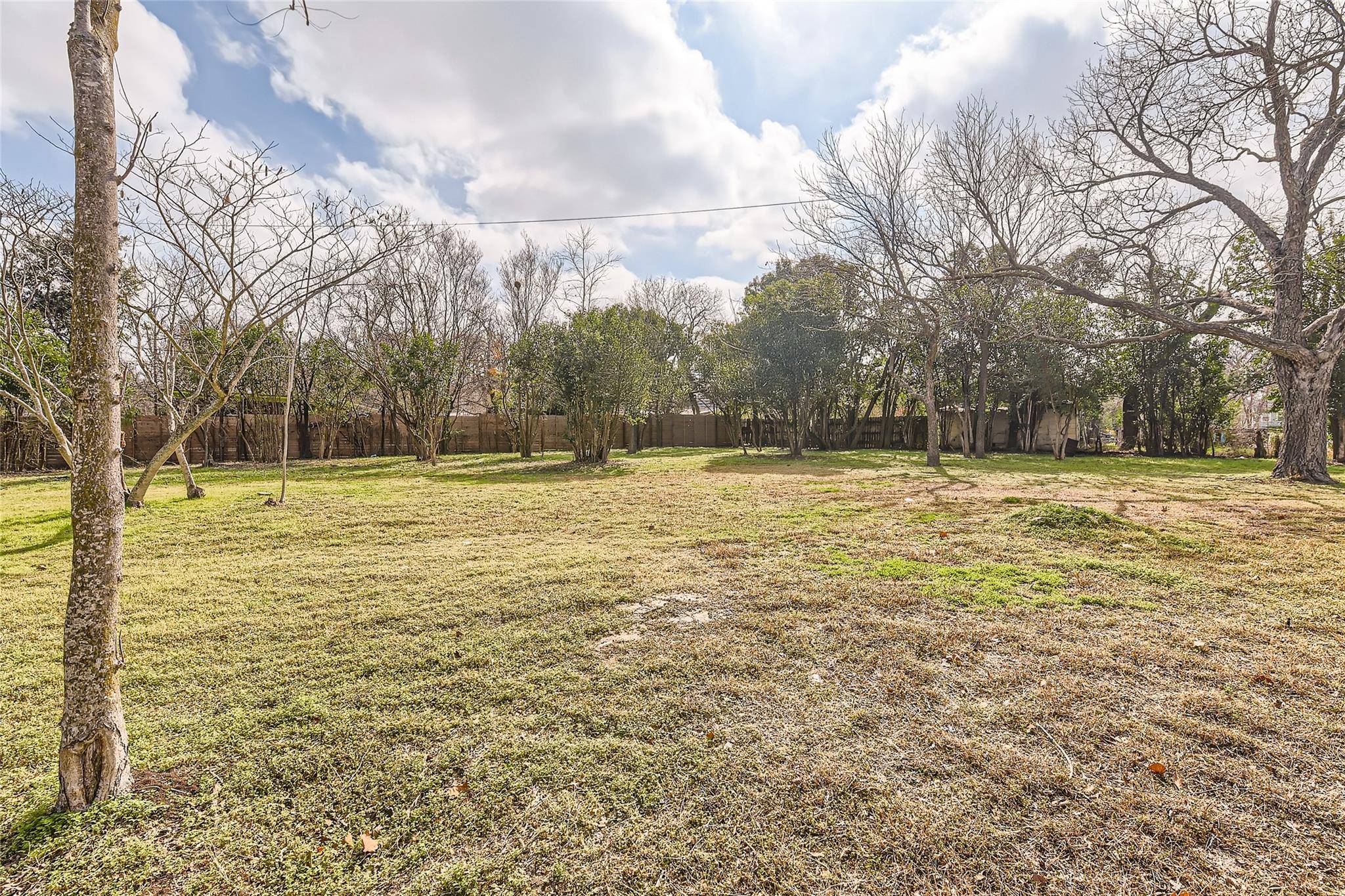 401 Oak PLZ, Austin, TX 78753