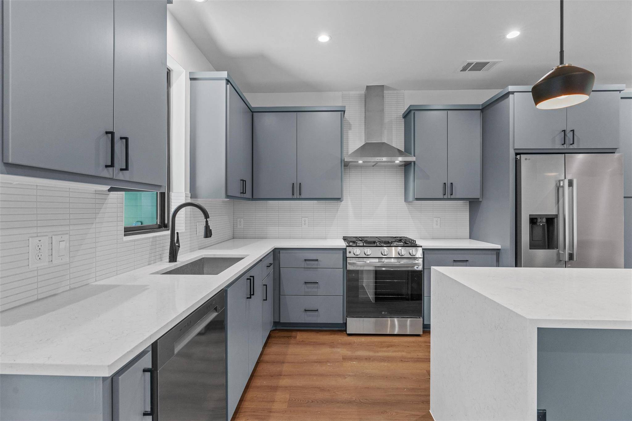 1402 Beckett ST, Austin, TX 78757
