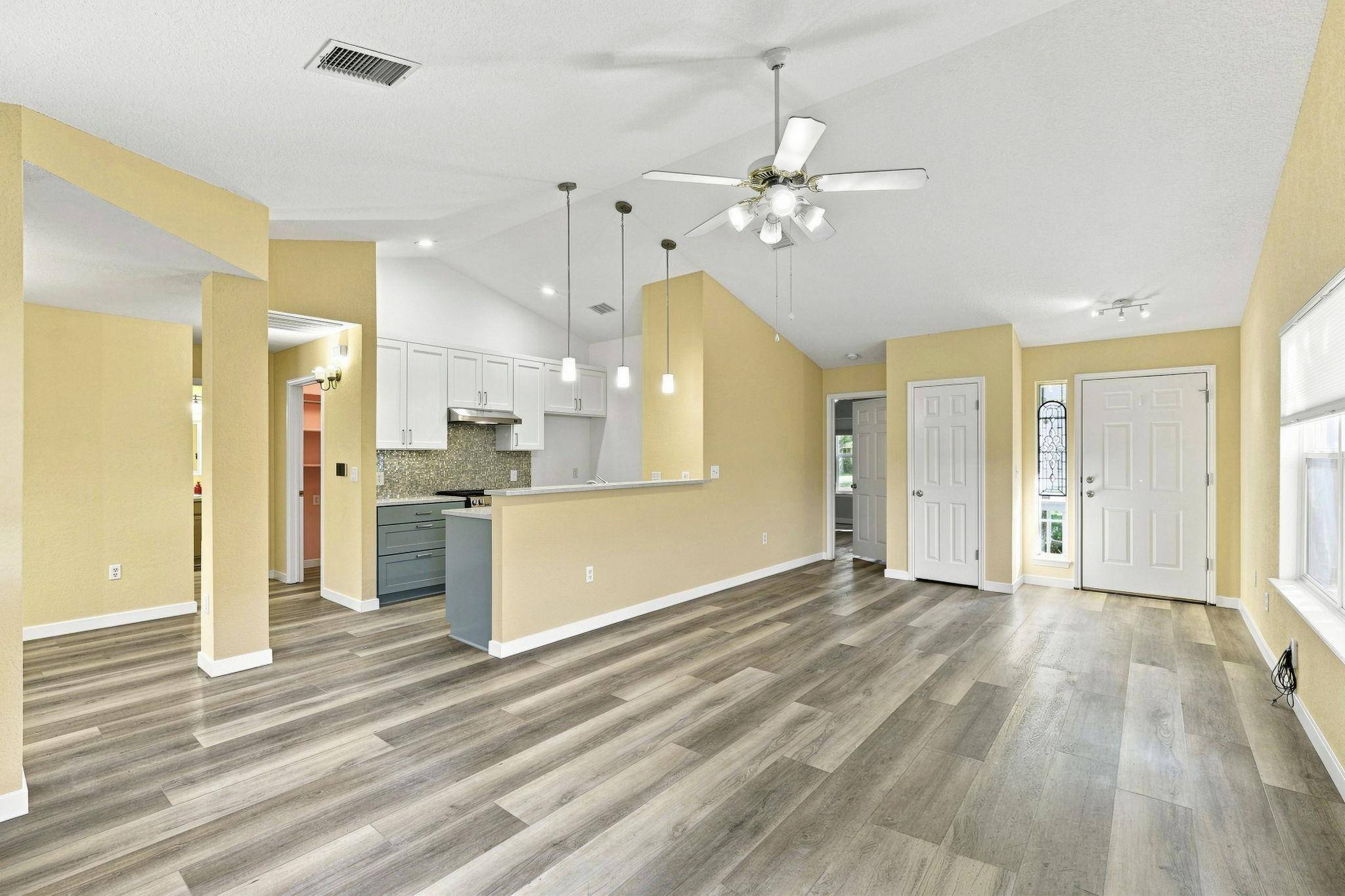 196 Prairie Springs LOOP, Georgetown, TX 78626
