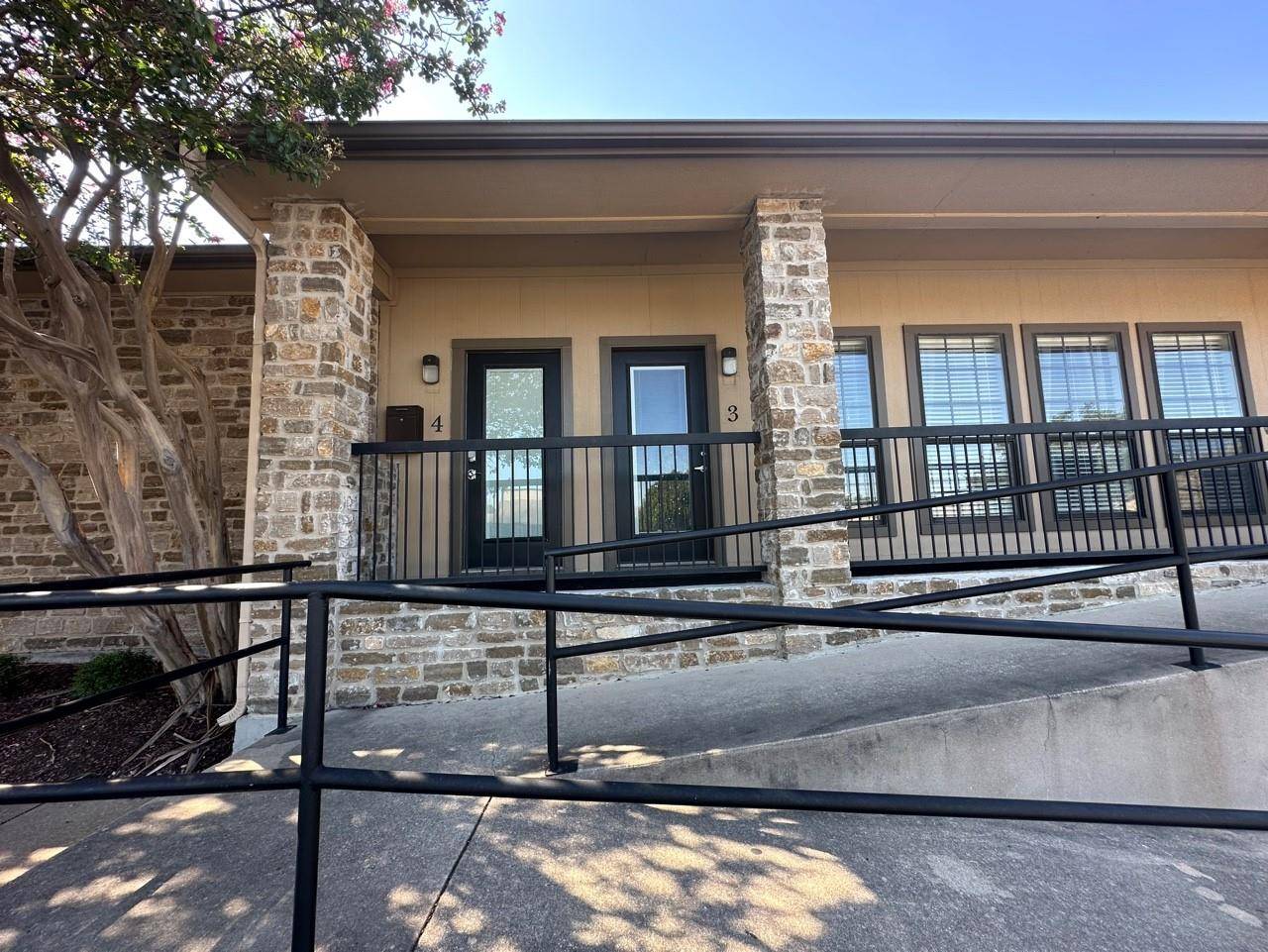 13740 N Highway 183 HWY #V-3, Austin, TX 78750