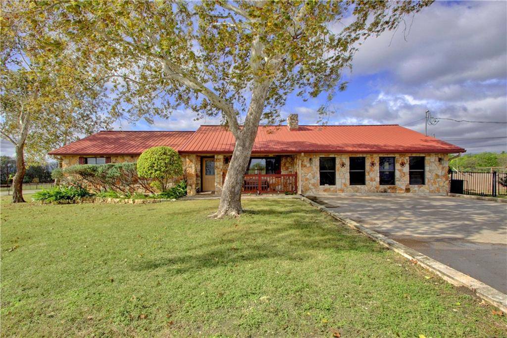 208 Lemens Ave, Hutto, TX 78634