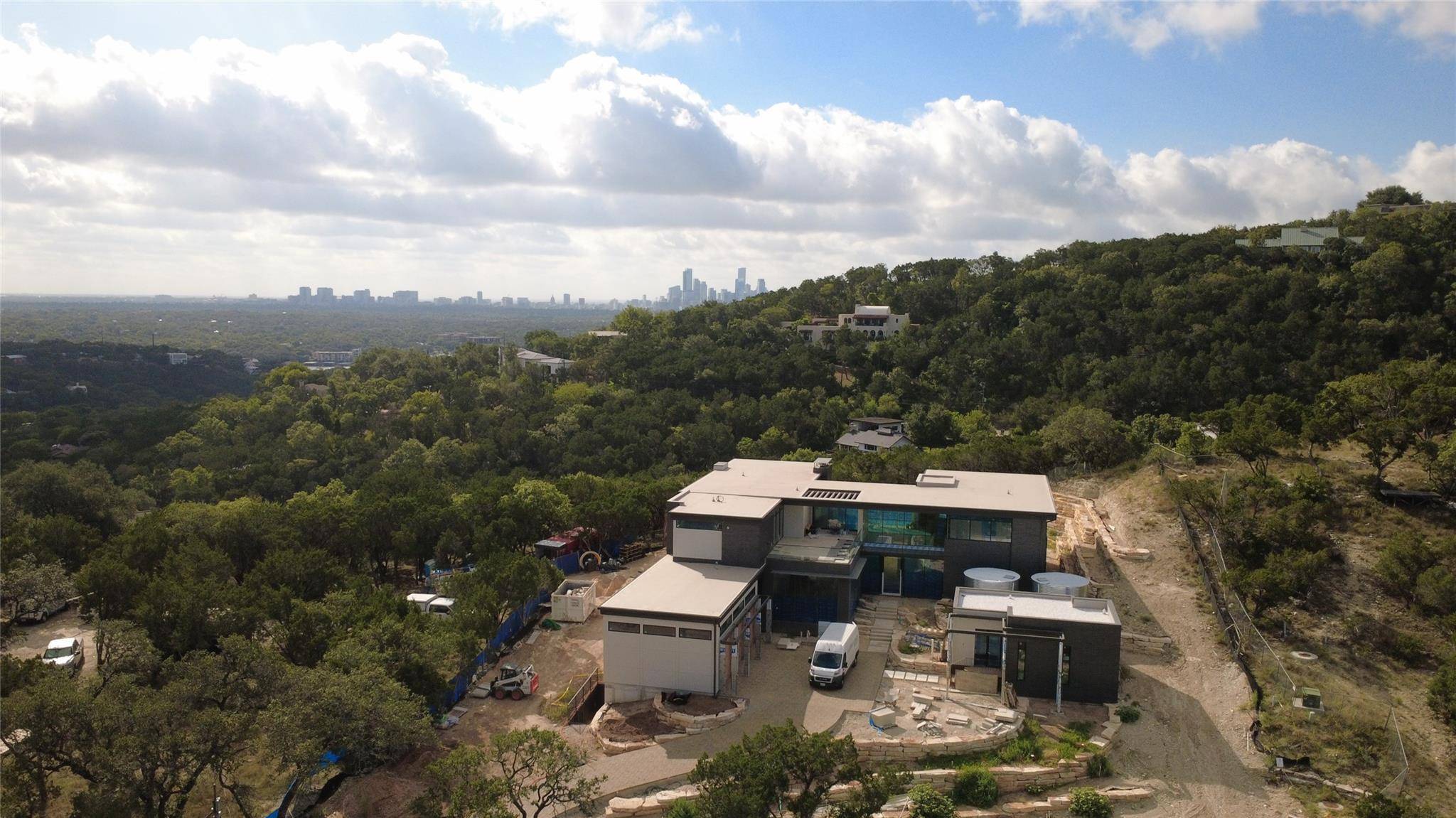 1 Martelli LN, West Lake Hills, TX 78746