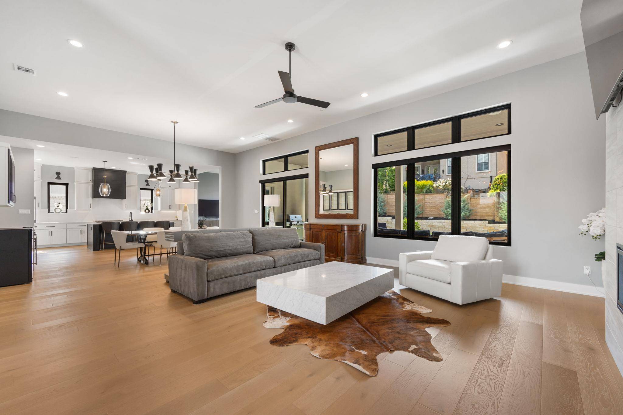 501 Black Wolf RUN, Austin, TX 78738