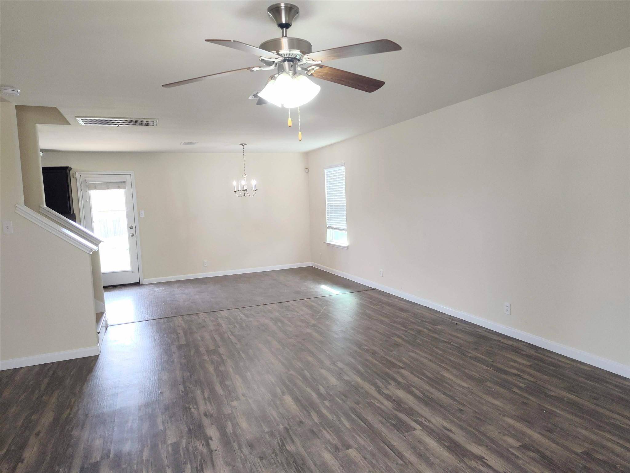 103 Hawkins CT, Hutto, TX 78634