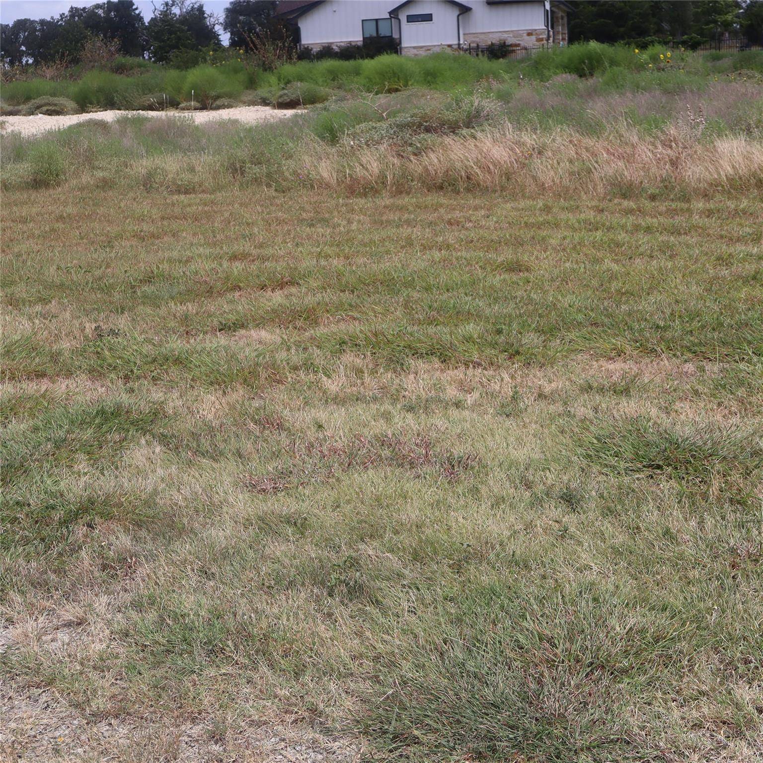 105 Huerta RD, Florence, TX 76527