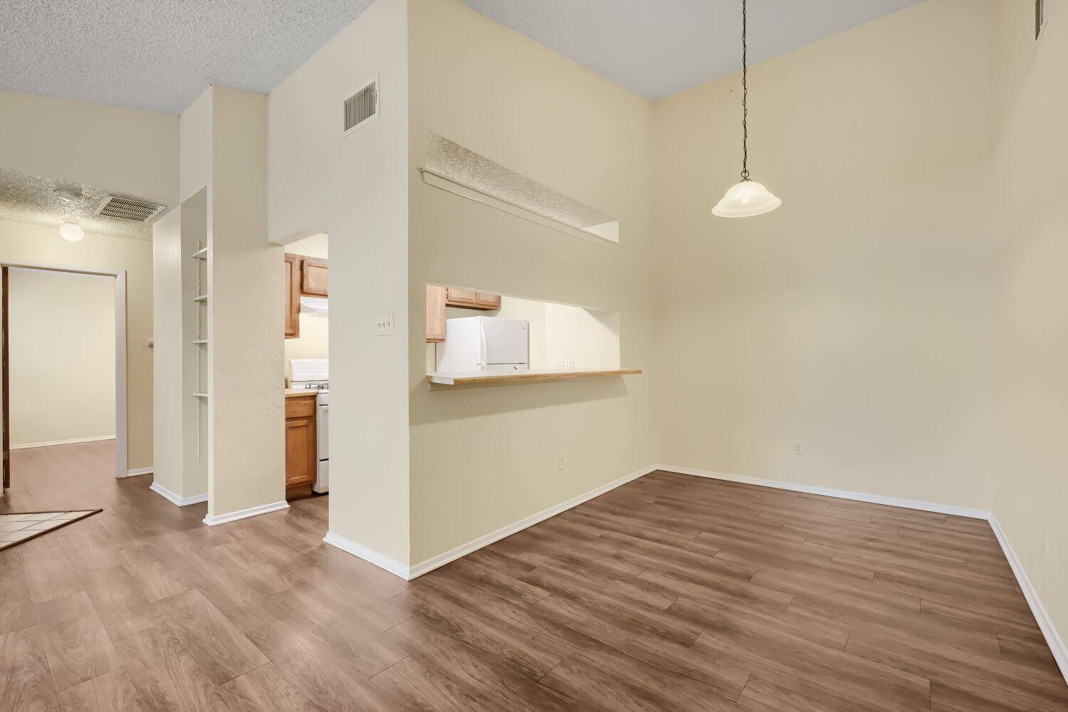 740 Simonetti DR #A, Austin, TX 78748