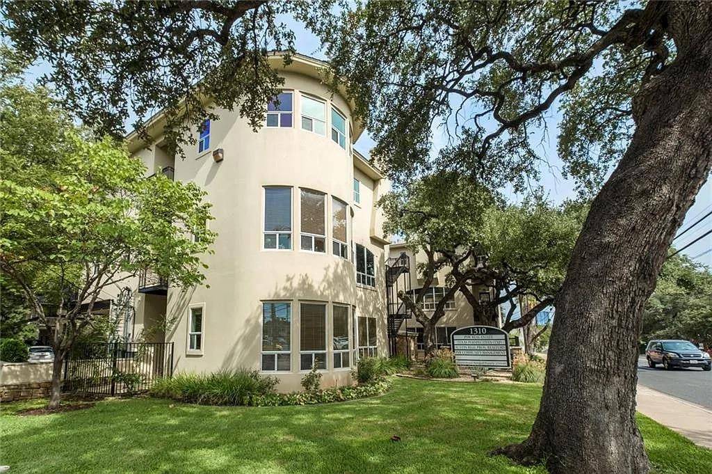 1310 S 1st ST #310, Austin, TX 78704