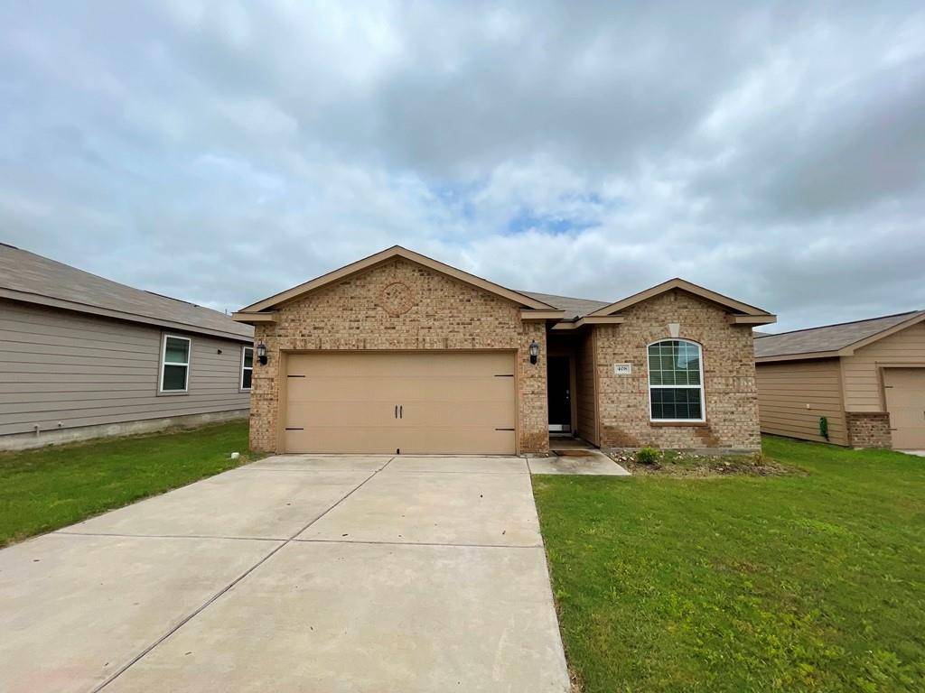 408 Farmer LN, Jarrell, TX 76537