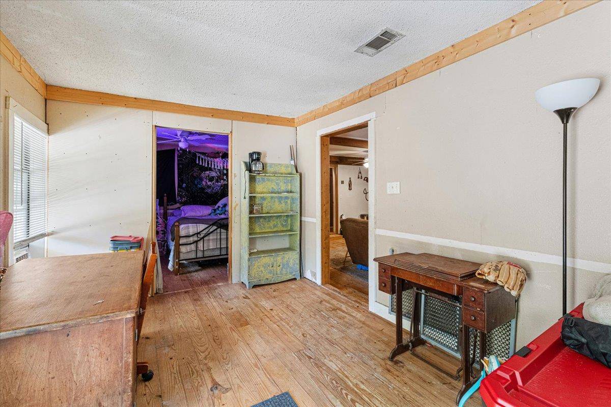 9828 Fm 709 RDS S, Purdon, TX 76679