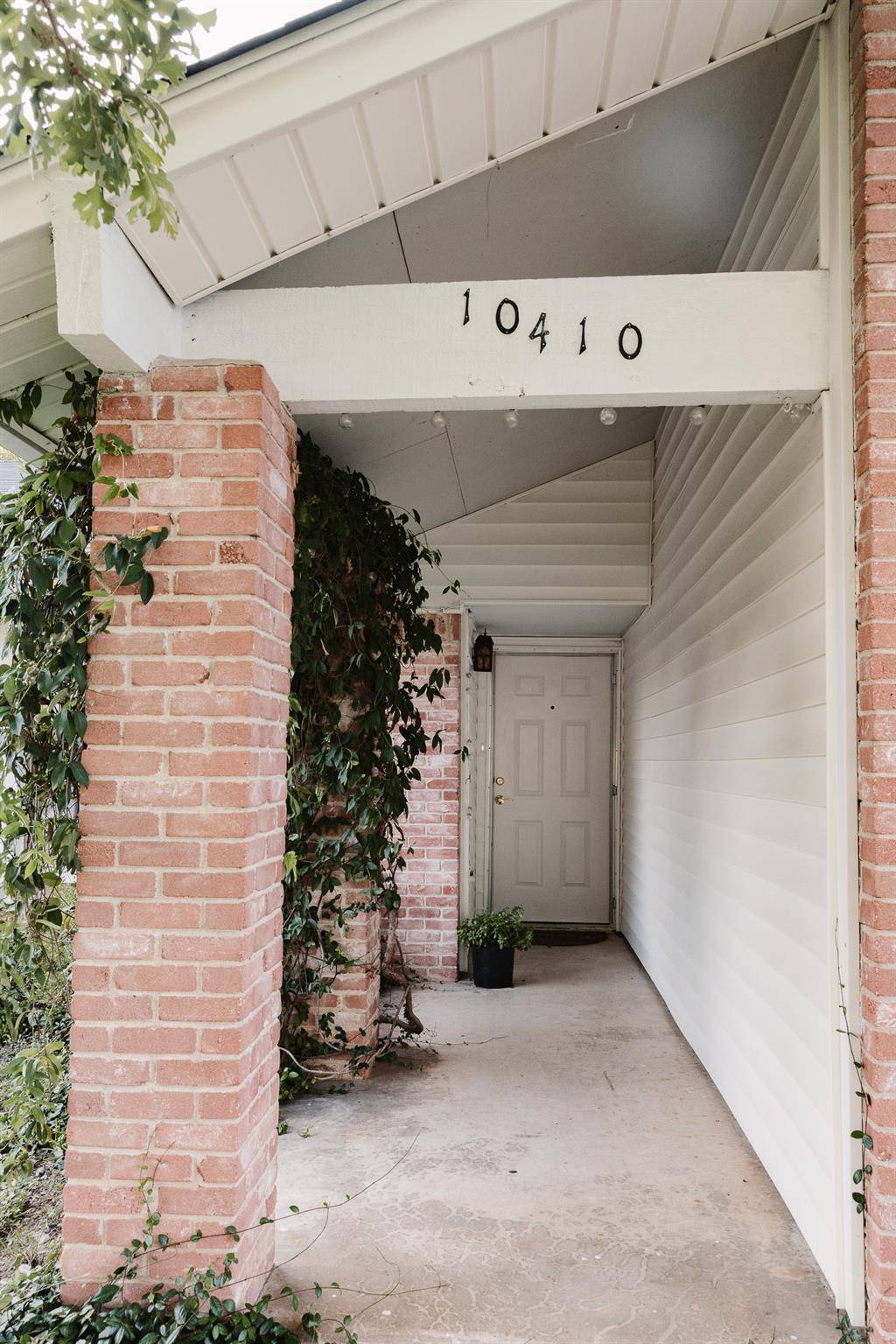 10410 Leaning Willow DR, Austin, TX 78758