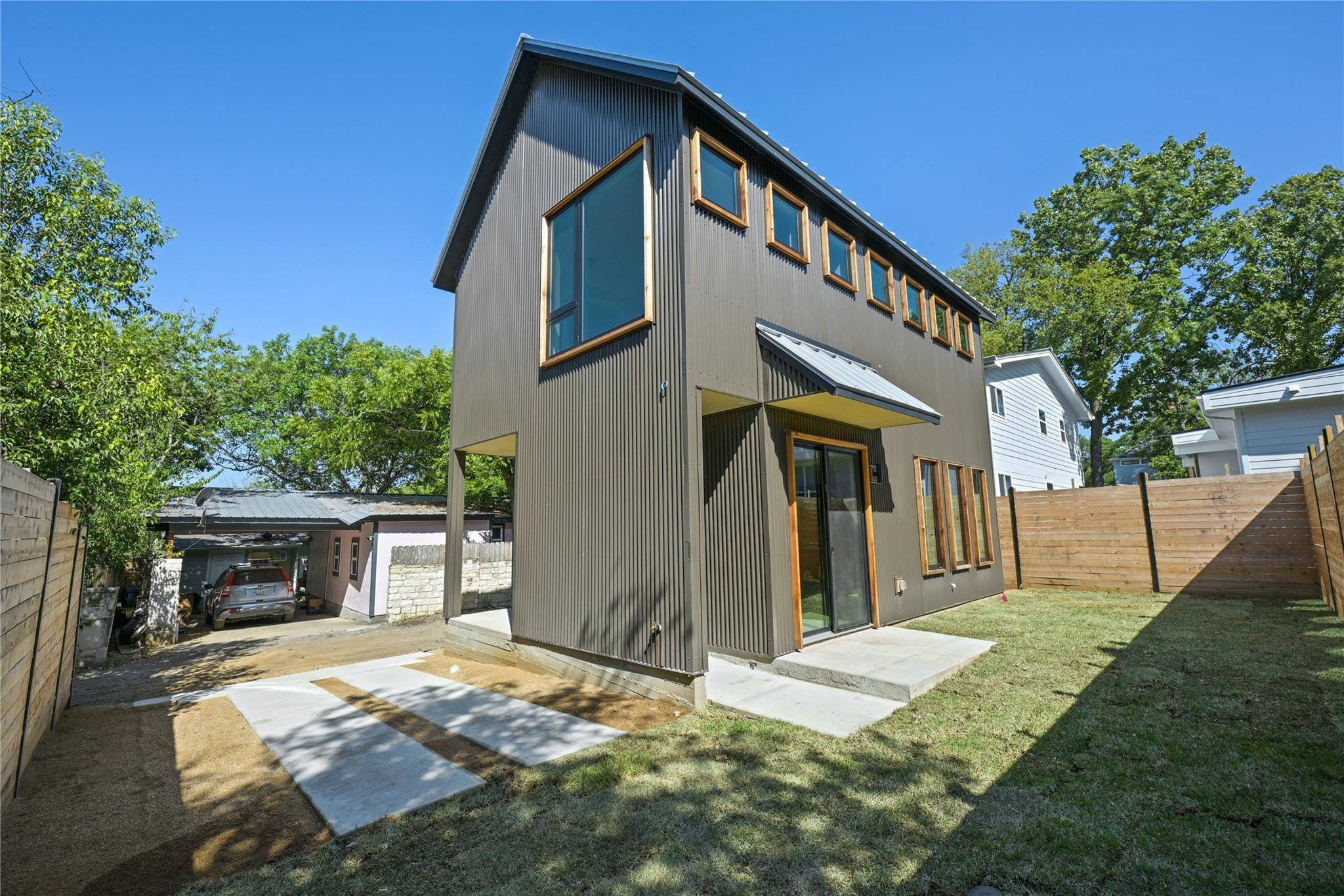 1606 Cedar Ave #B, Austin, TX 78702