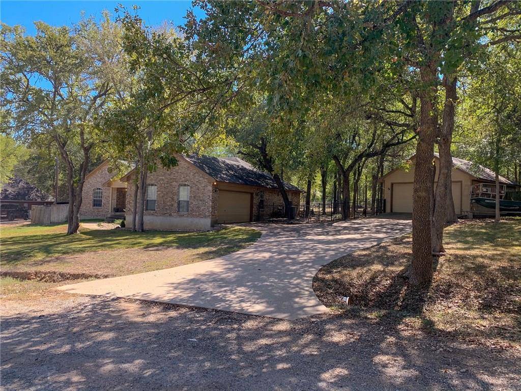 165 Kaelepulu DR, Bastrop, TX 78602
