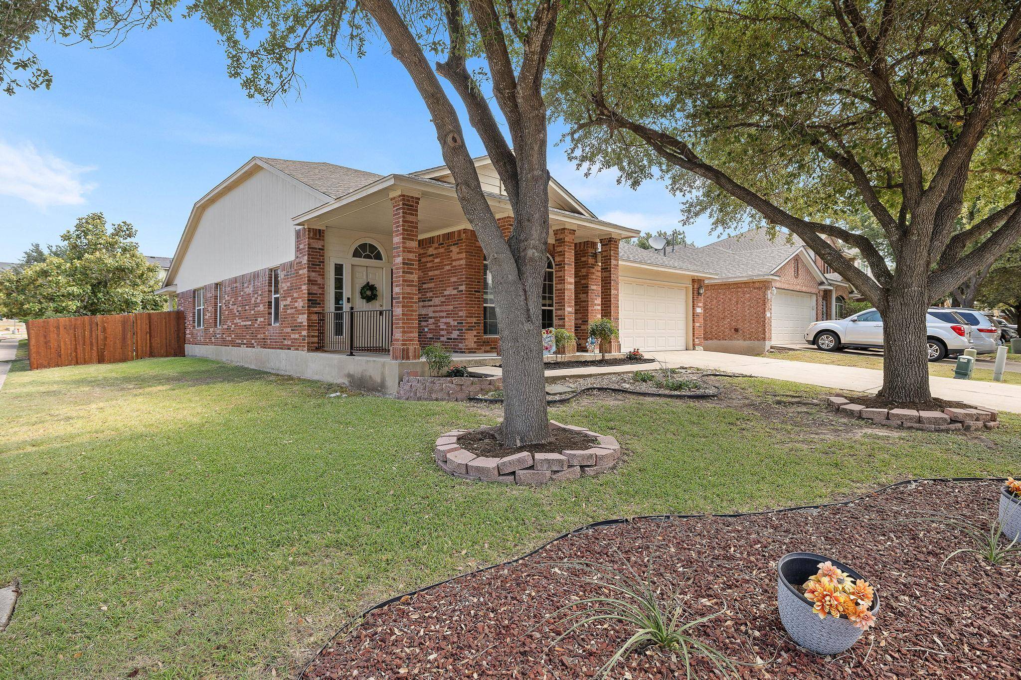 1500 Jackie Robinson PL, Round Rock, TX 78665