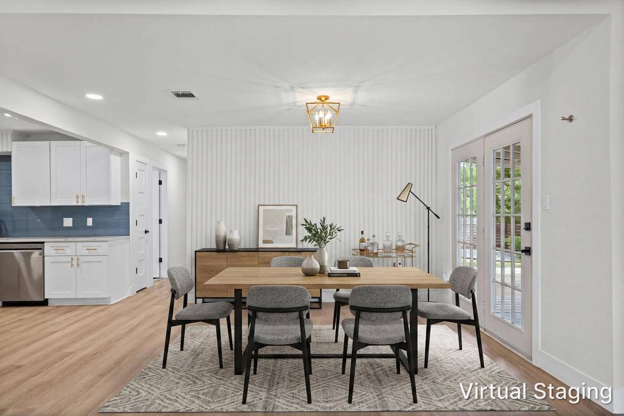 2400 Broken Oak DR, Austin, TX 78745