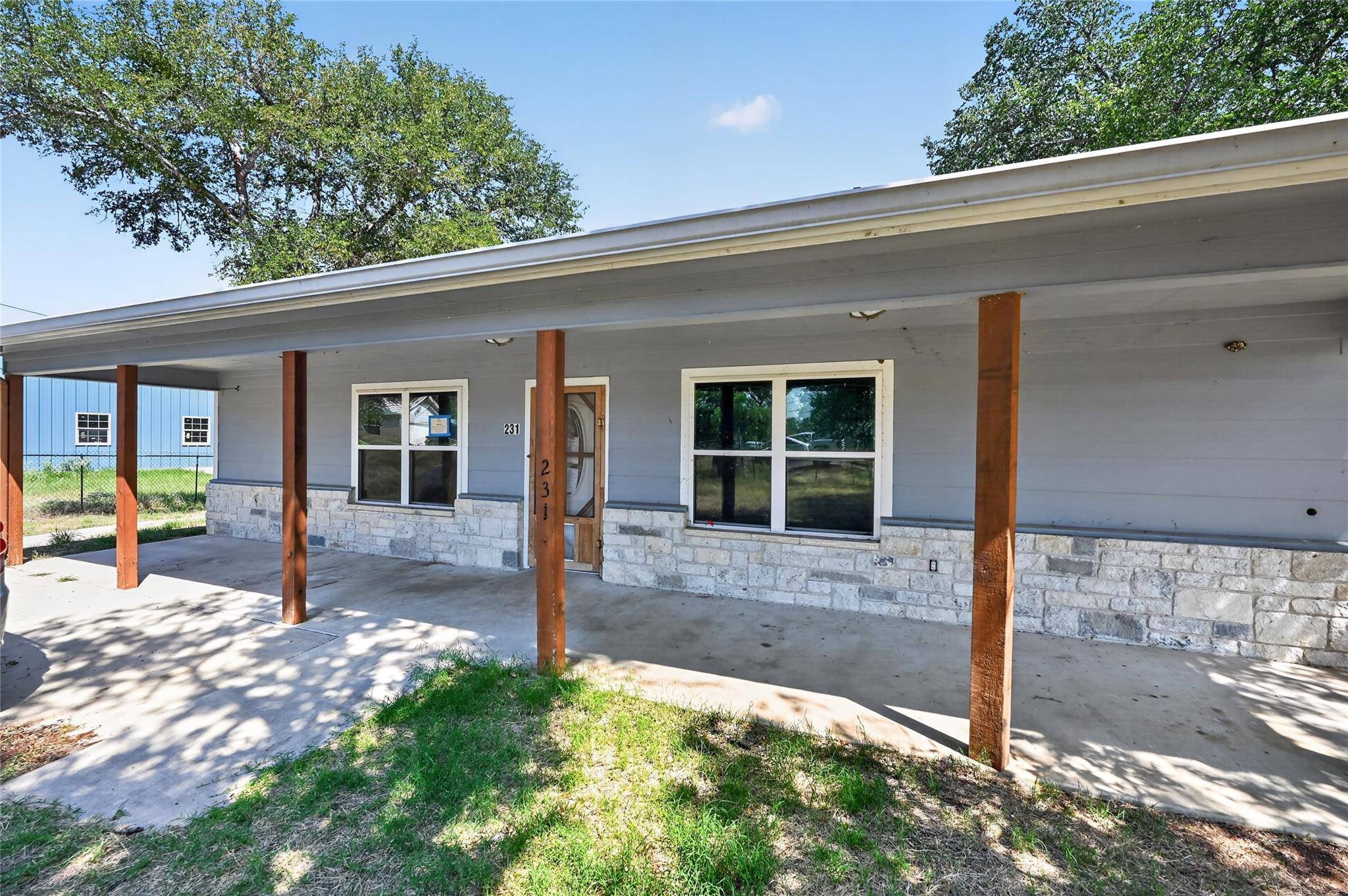 231 Deer DR, Sunrise Beach, TX 78643