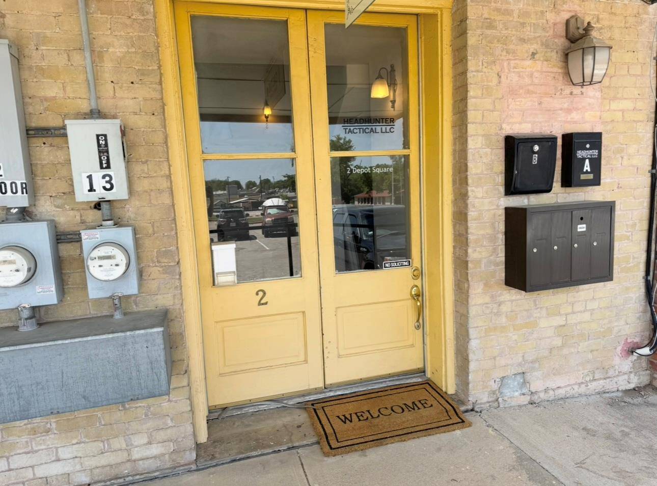 2 Depot SQ #C, Elgin, TX 78621