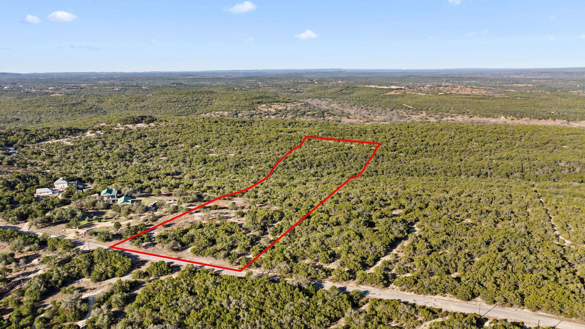 1220 Overland Stage RD, Dripping Springs, TX 78620