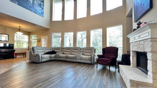 7908 Menler DR, Austin, TX 78735