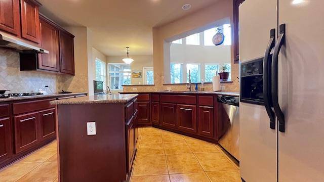 7908 Menler DR, Austin, TX 78735