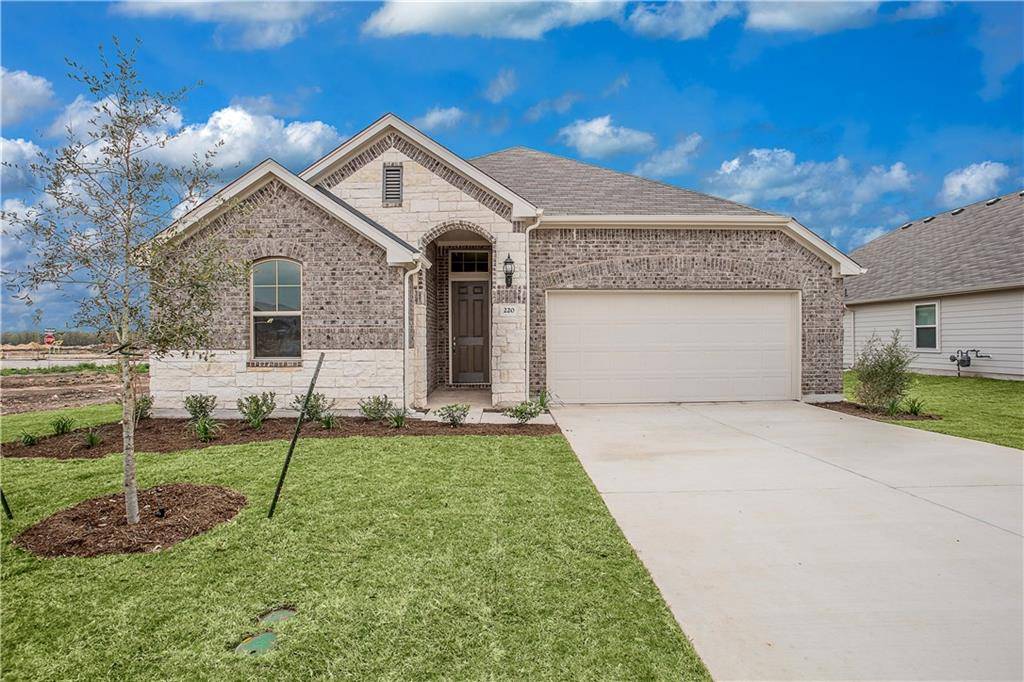 220 Clearlake DR, Hutto, TX 78634