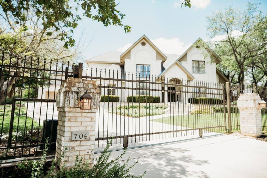 706 Peggy Nell, Lampasas, TX 76550