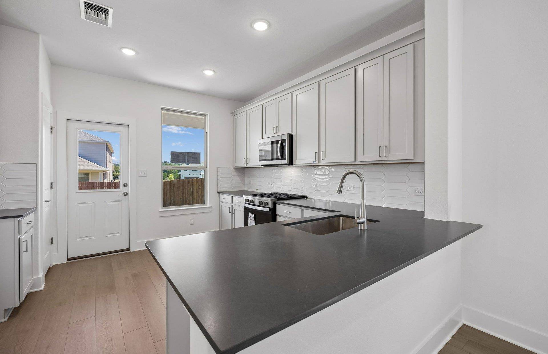 224 Groveland DR, Liberty Hill, TX 78642