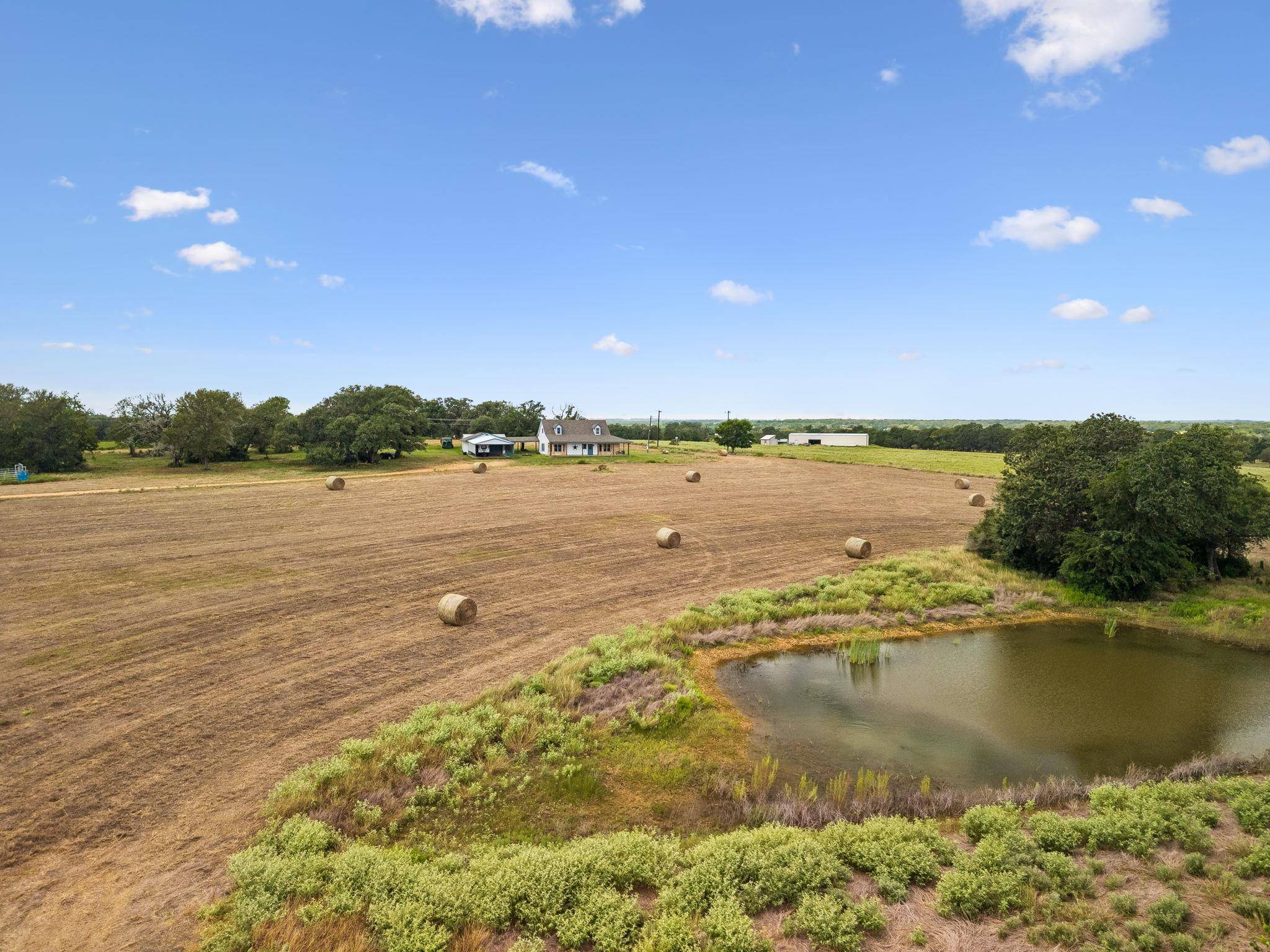 1034 County Road 202, Paige, TX 78659