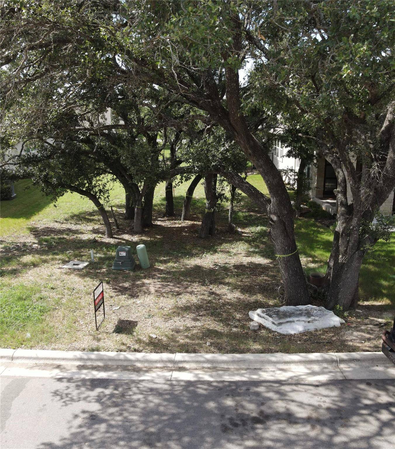 125 Monterey Oak TRL, Georgetown, TX 78628