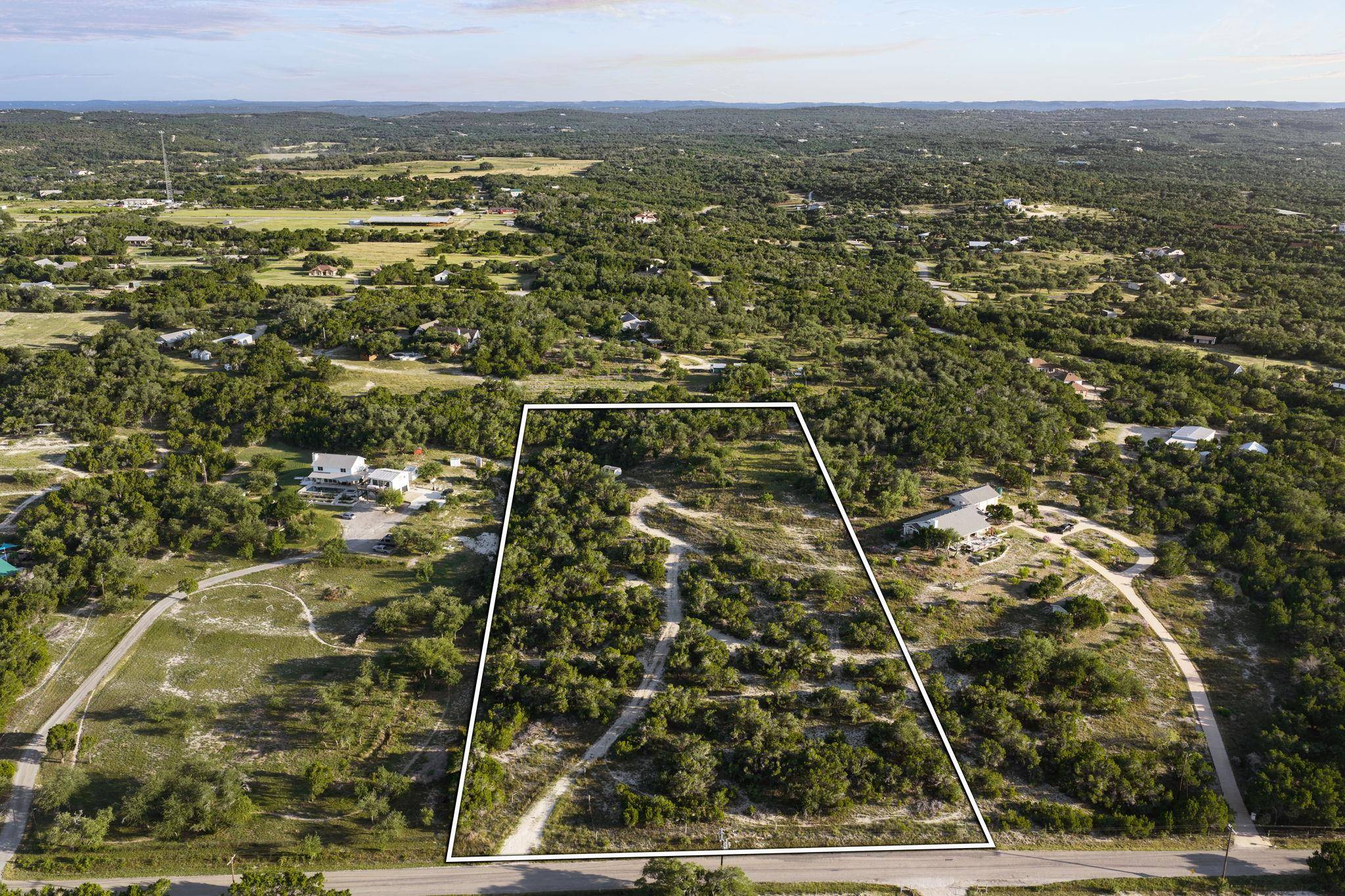 5601 W Fitzhugh RD, Dripping Springs, TX 78620