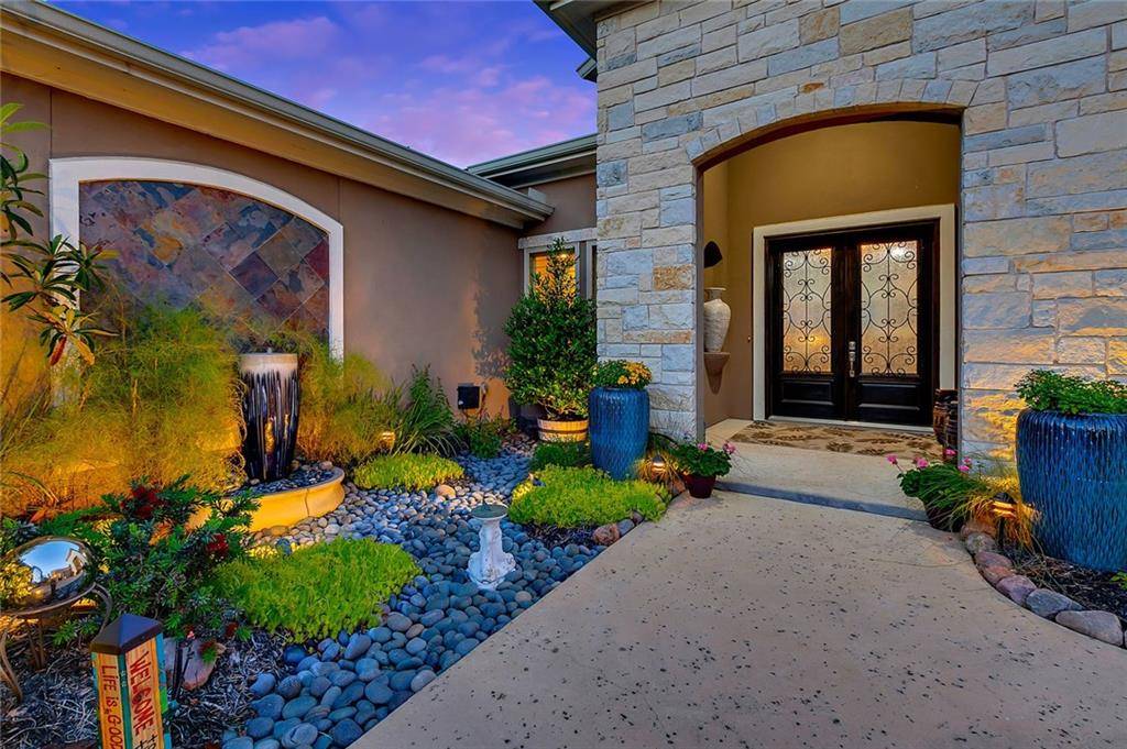 3301 Brasada LN, Marble Falls, TX 78654