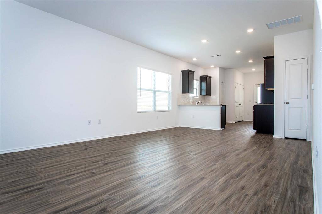 7305 Spotted Leaf WAY, Del Valle, TX 78617