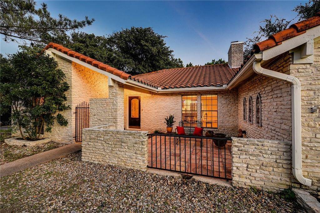 205 Copperleaf RD, Lakeway, TX 78734