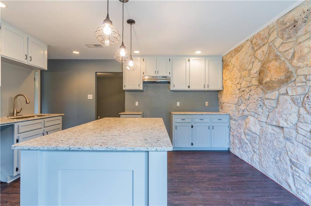 310 County Road 4313, Lampasas, TX 76550