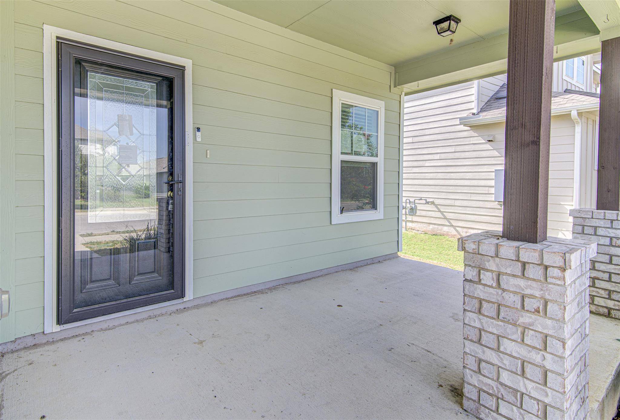 204 Oldbridge DR, Hutto, TX 78634
