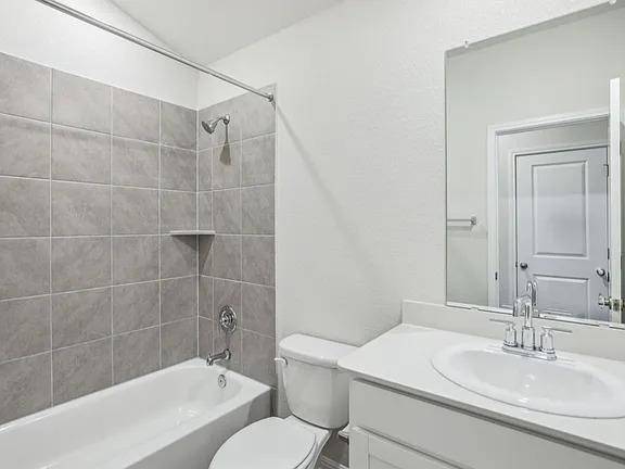 225 Little Green TRL, Jarrell, TX 76537