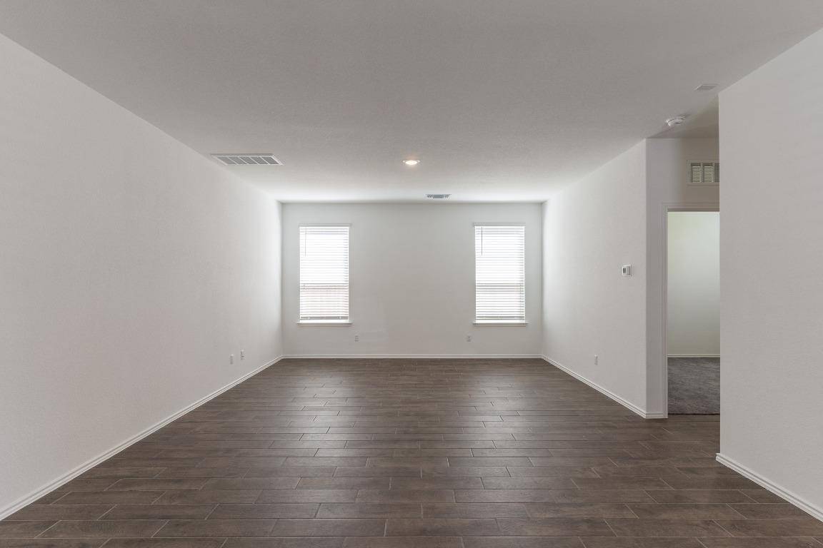 308 Redonda DR, Liberty Hill, TX 78642