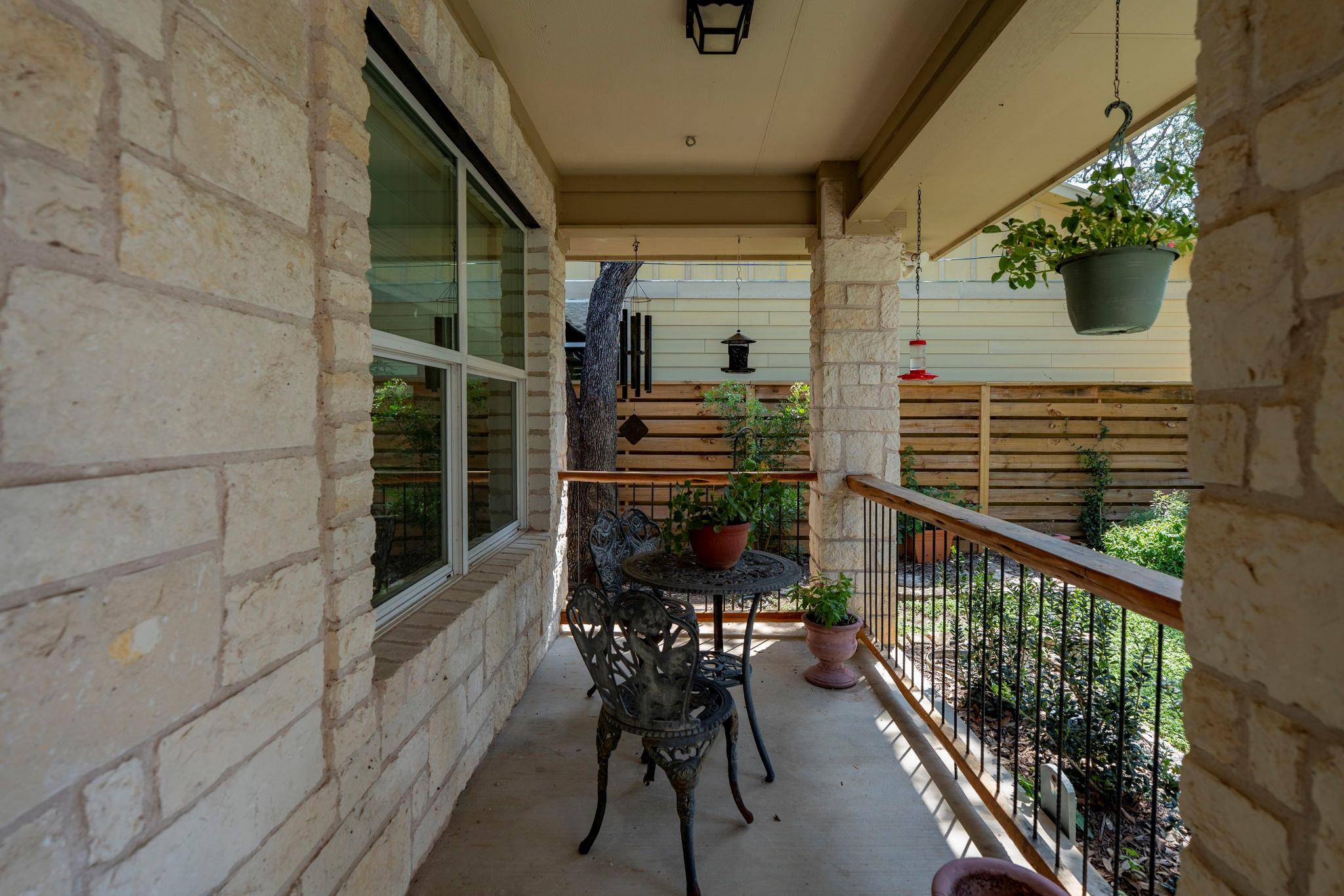 1109 Delmar ST, San Marcos, TX 78666