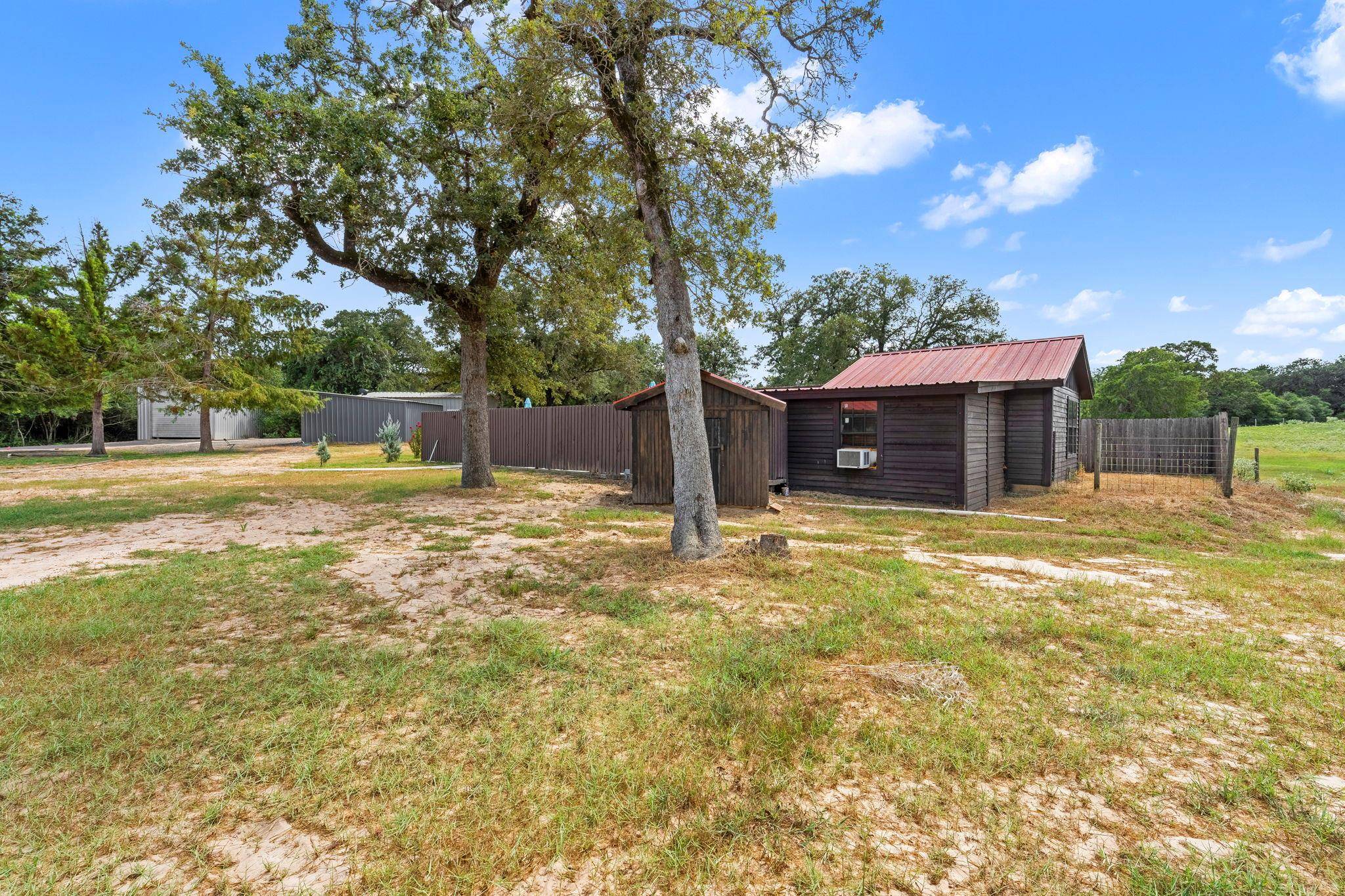 206 22 Hills RD, Gause, TX 77857