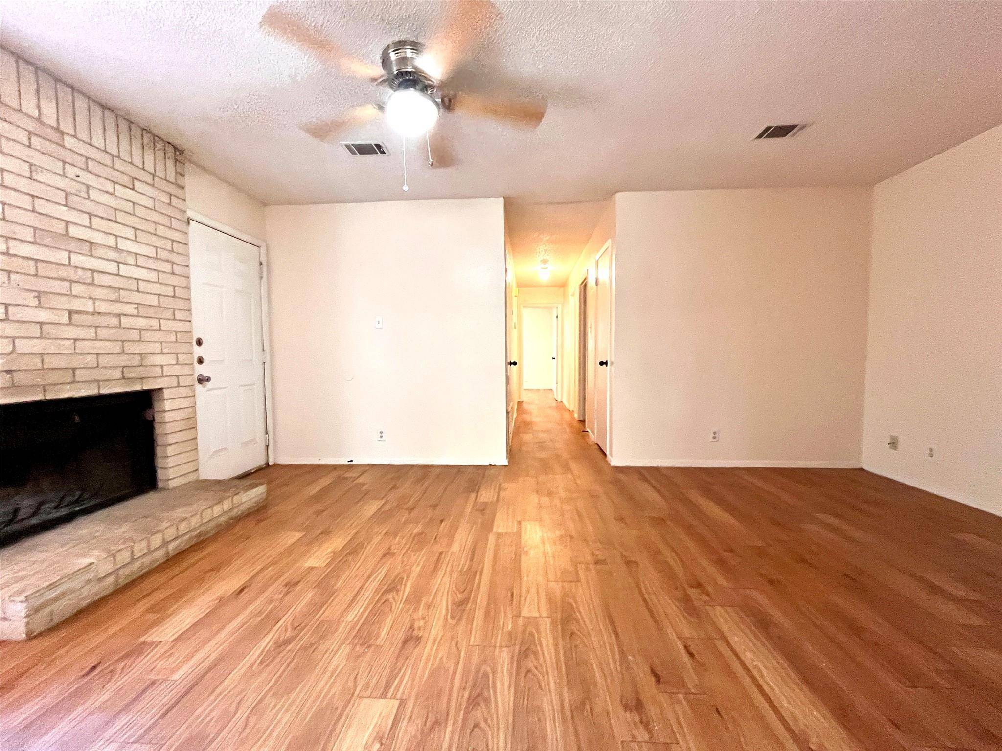 2802 Aftonshire WAY #B, Austin, TX 78748