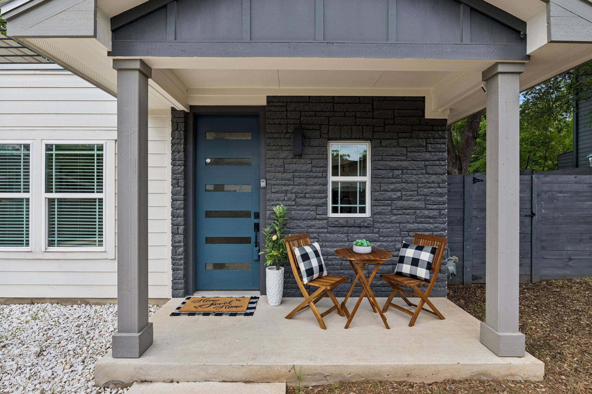 806 Philco DR #2, Austin, TX 78745