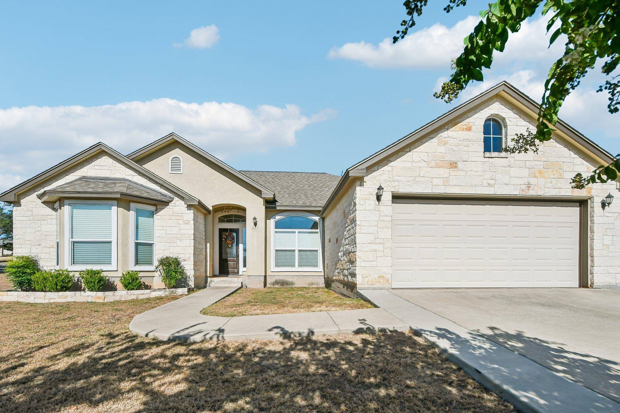 3800 Annapolis CV, Lago Vista, TX 78645