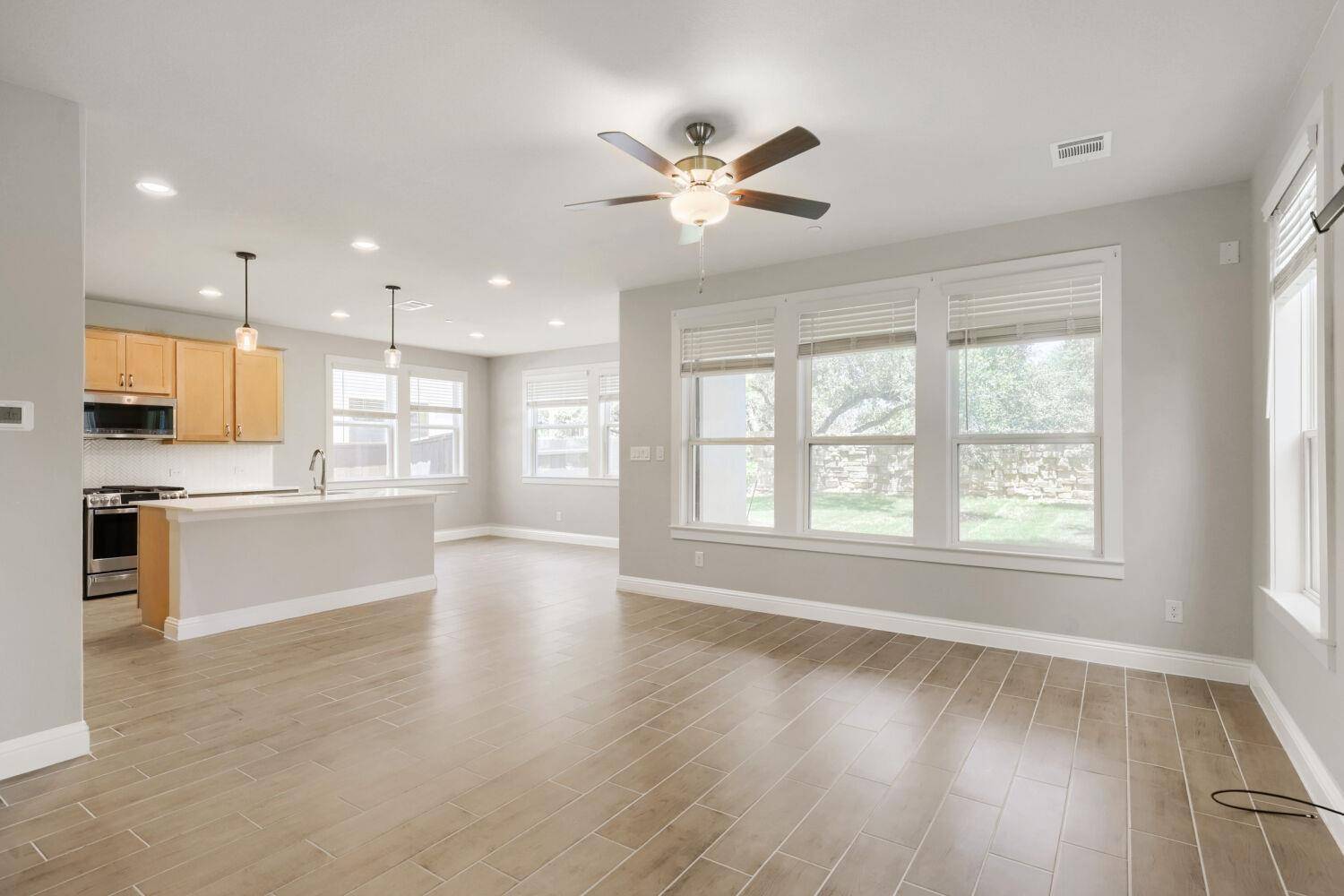 2605 Sam Bass RD #3, Round Rock, TX 78681