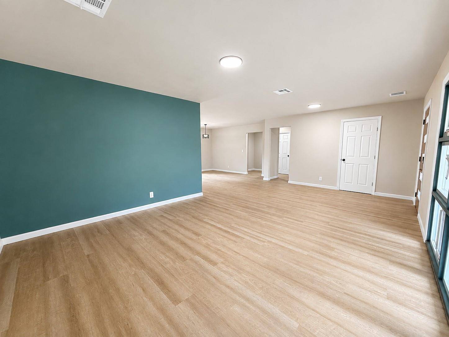 1807 Corona DR, Austin, TX 78723