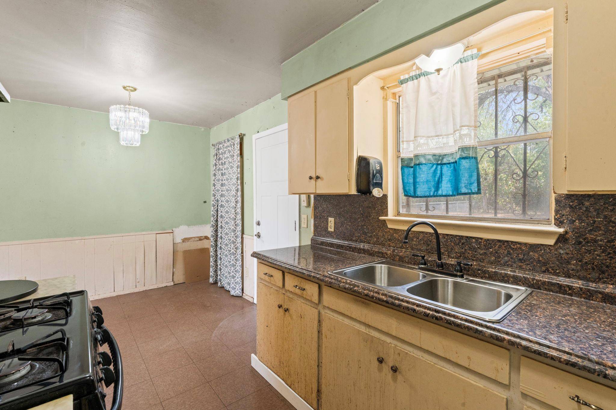 1021 Gardner RD, Austin, TX 78721