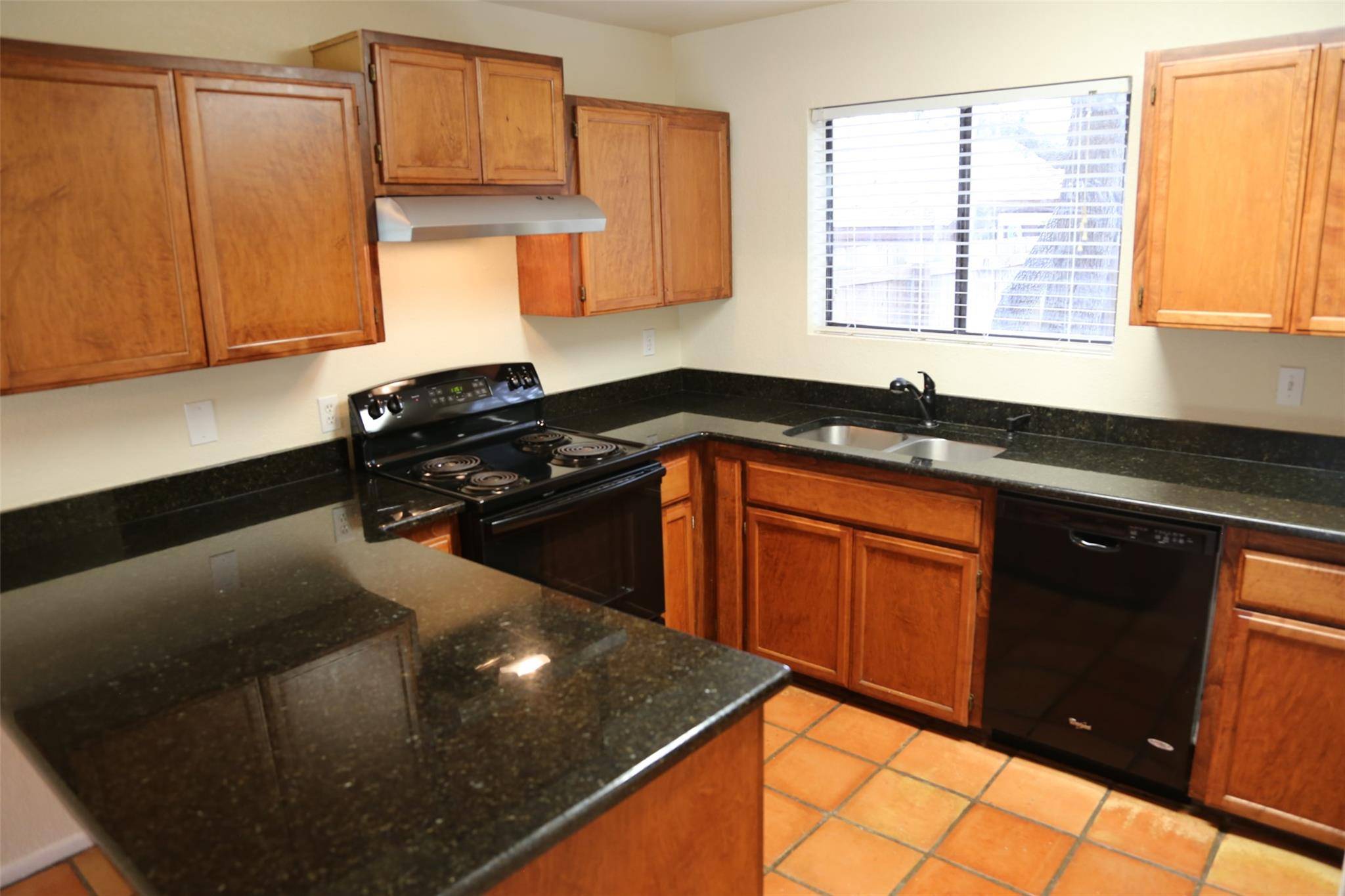 4 Deerfield DR #D, Wimberley, TX 78676