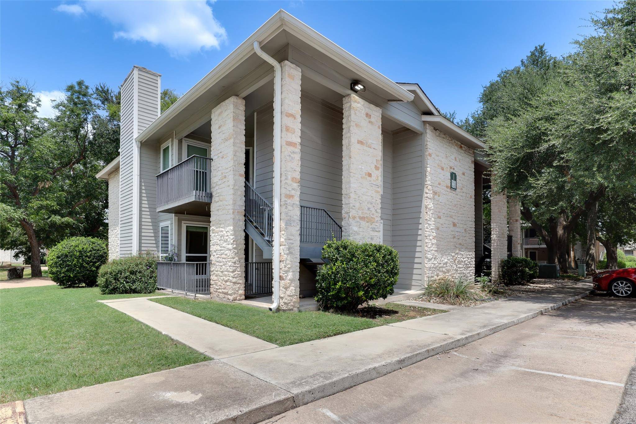 10616 Mellow Meadows DR #1a, Austin, TX 78750
