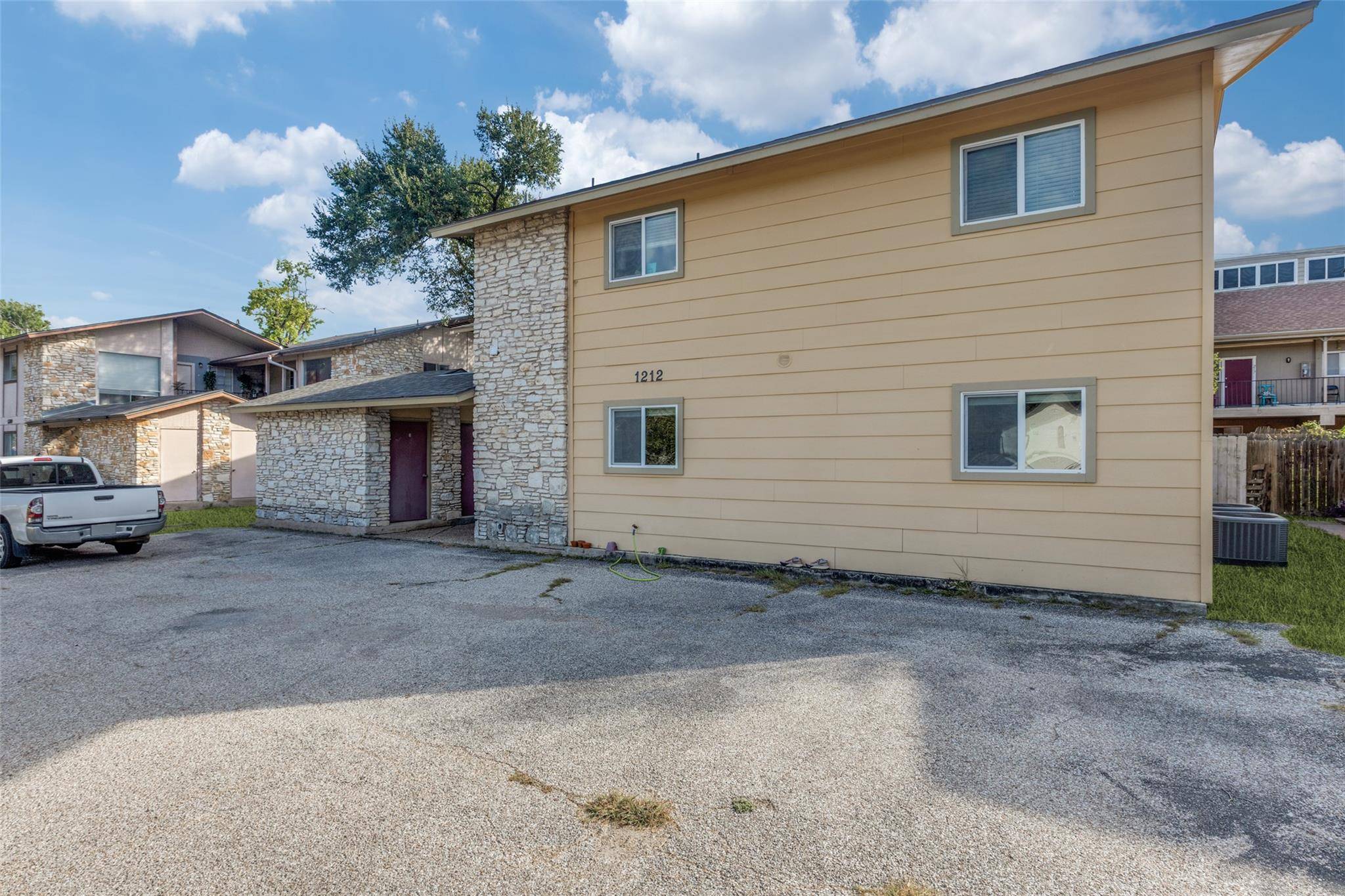 1212 Hollow Creek DR #A, Austin, TX 78704