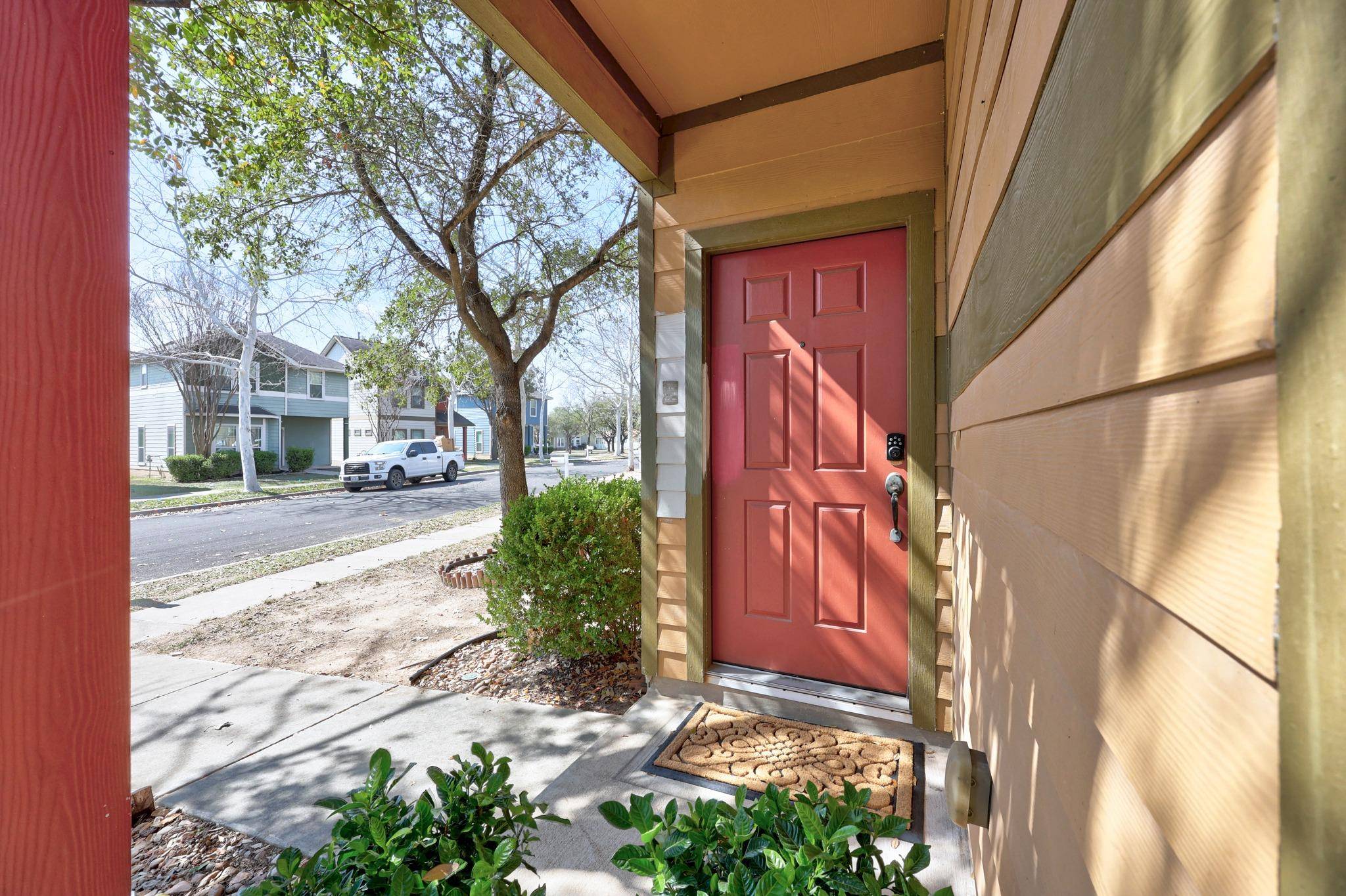 626 Mcgarity, Kyle, TX 78640