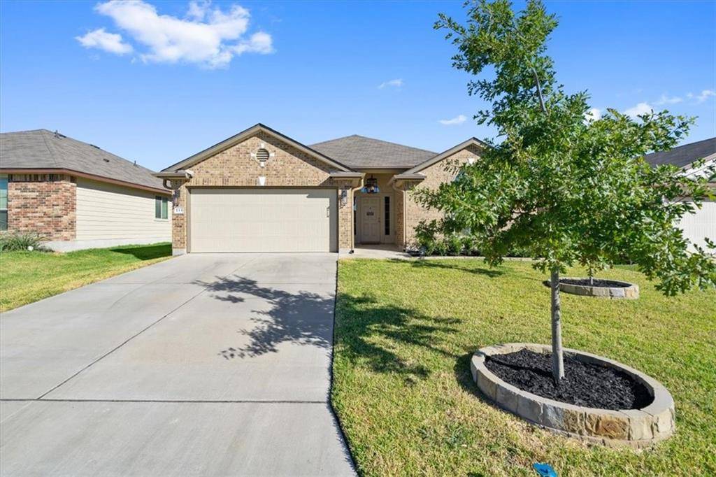 133 Hematite LN, Jarrell, TX 76537
