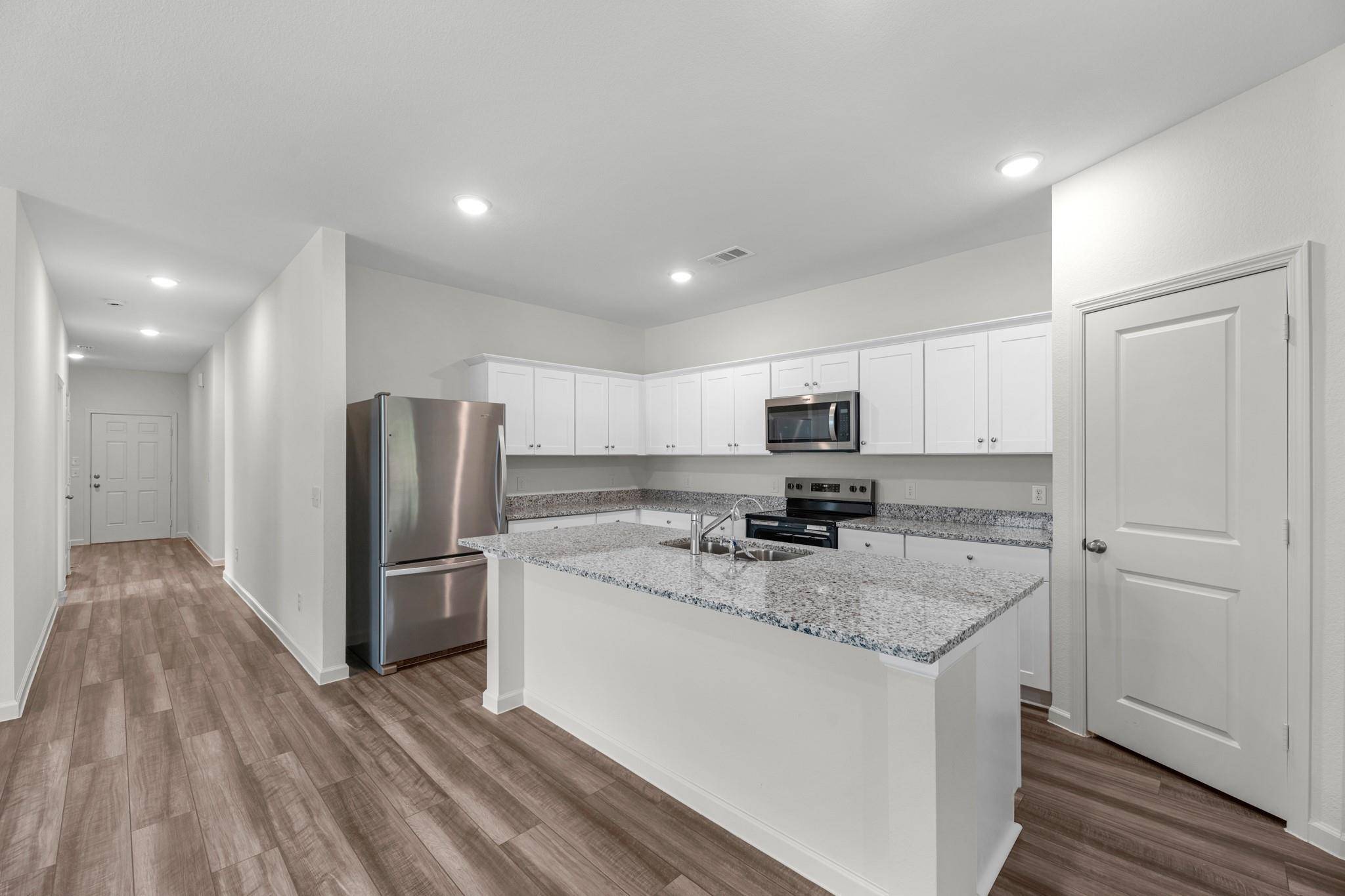202 Sunlight Lake BLVD, Hutto, TX 78634